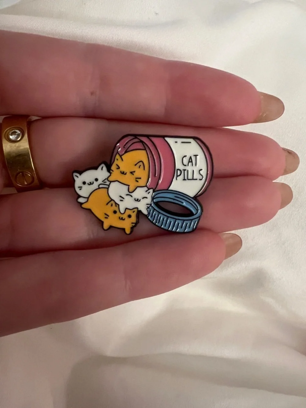 🧷Antidepressant “Cat Pills” Cartoon Cat Enamel Pin Brooch - Picture 2 of 3